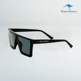 #c-1-black-black