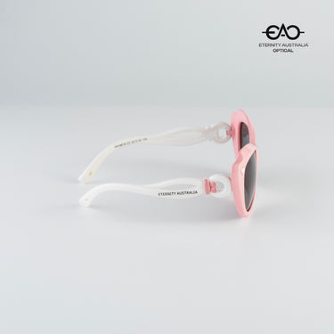 #light-pink-white