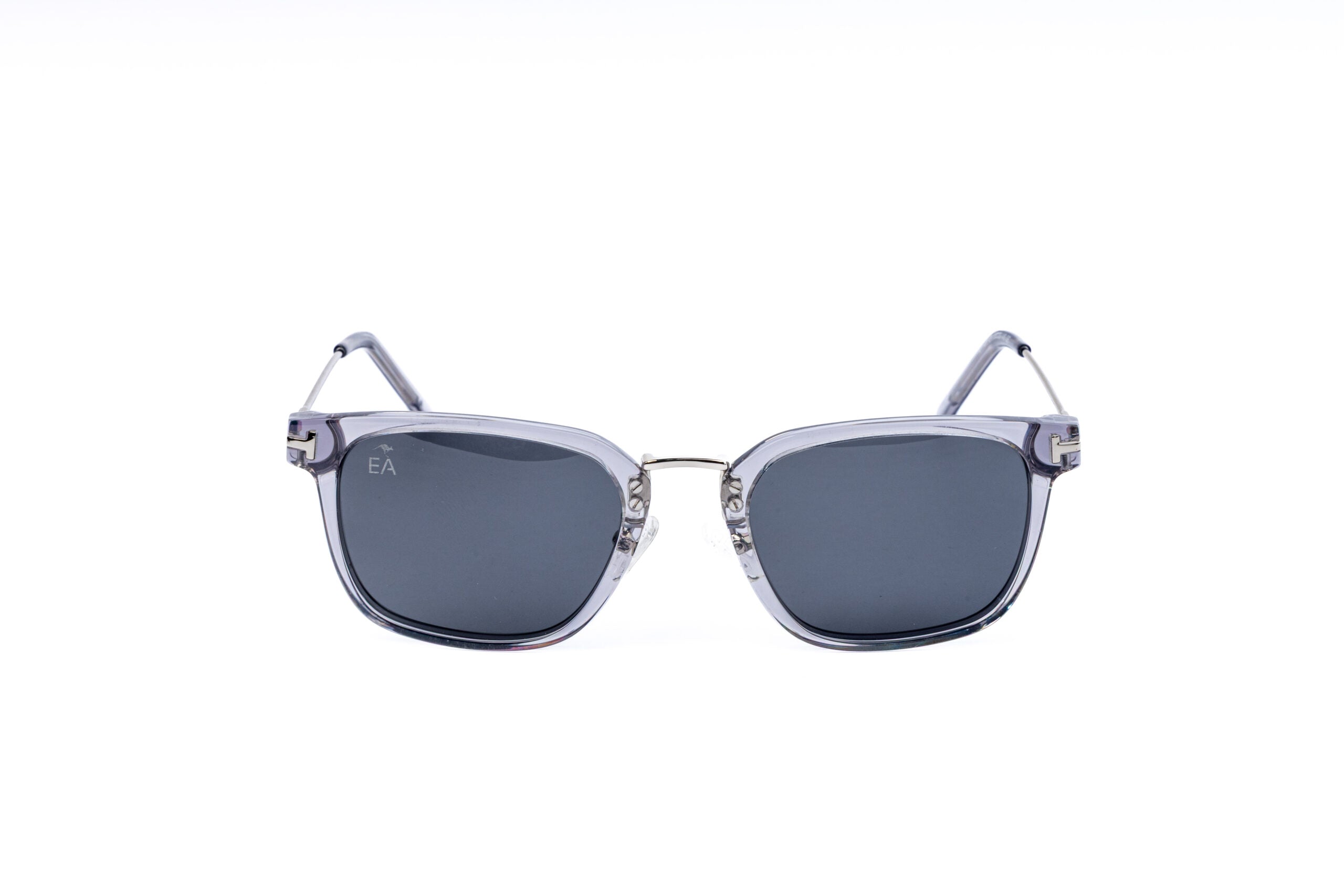 Titan Luxe YD1425